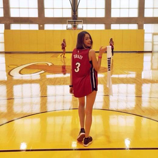 Kainat güzeli yarışmasına böyle hazırlanıyorlar