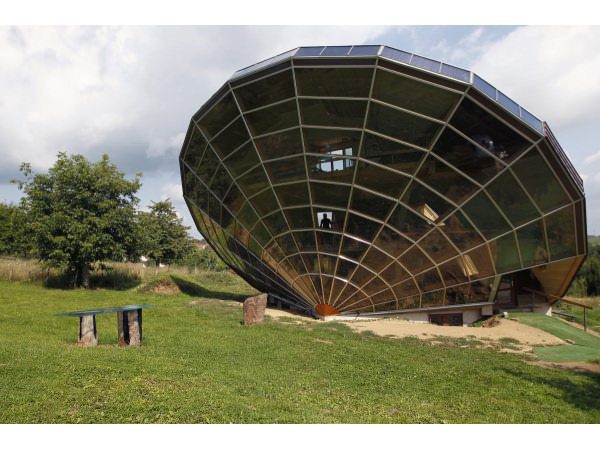 En tuhaf ev tasarımları