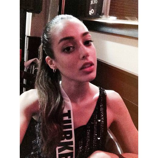 Kainat güzeli yarışmasına böyle hazırlanıyorlar