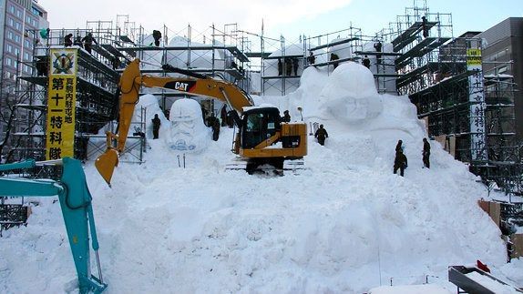 Kardan Star Wars heykeli