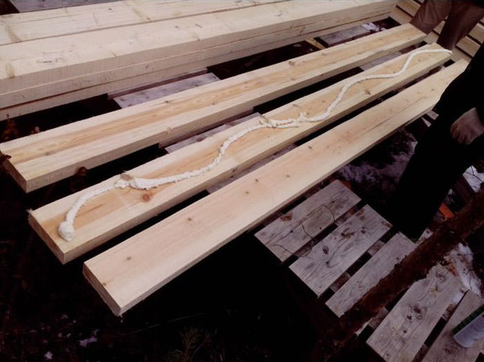 Sıkıntıdan ev yaptılar!