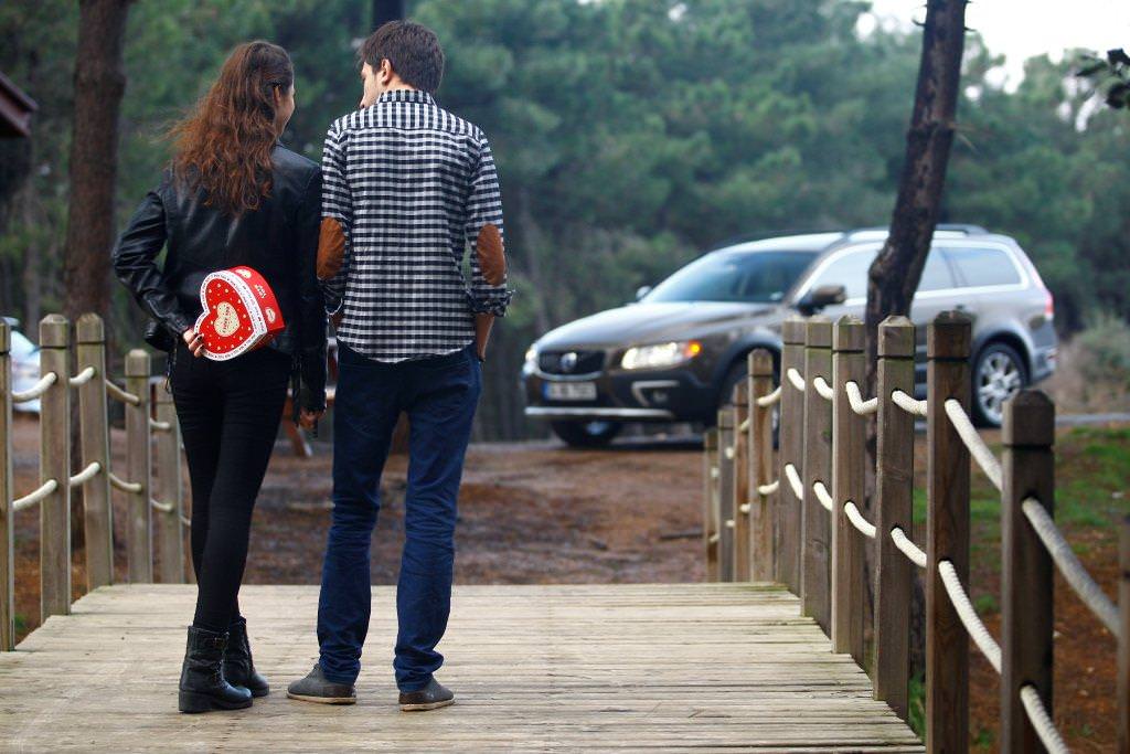 İki gerçek aşk! Sevgililer günü otomobilleri