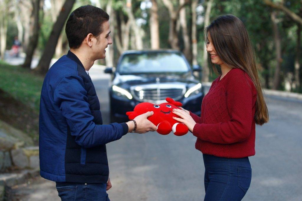 İki gerçek aşk! Sevgililer günü otomobilleri