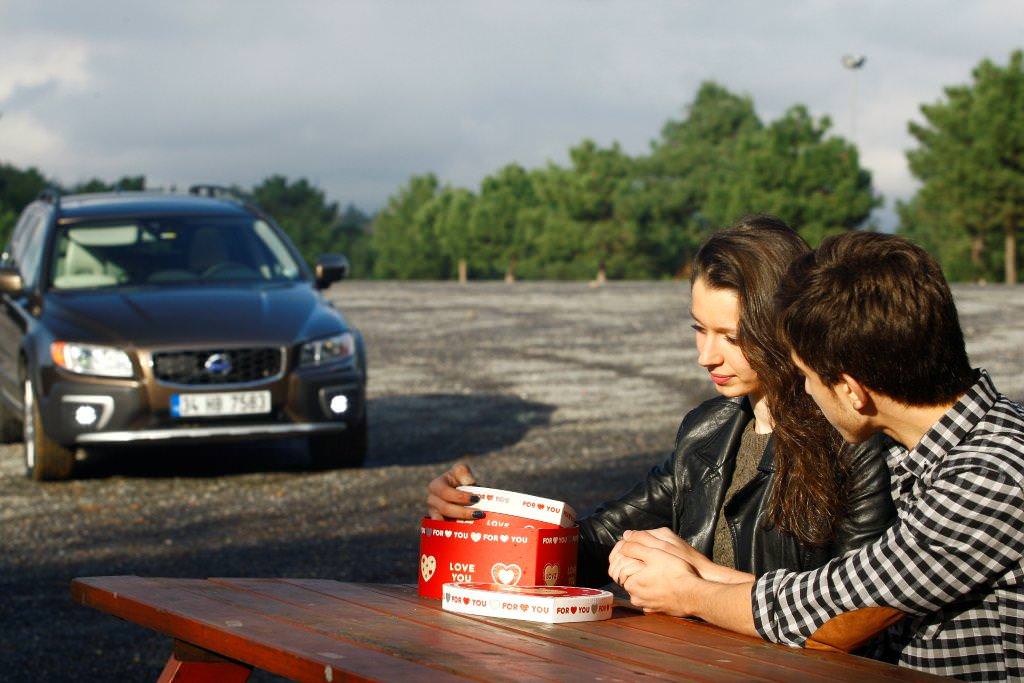 İki gerçek aşk! Sevgililer günü otomobilleri