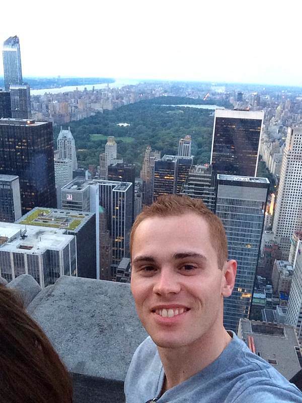 En çok selfieyi hangi binayla çekiyoruz?