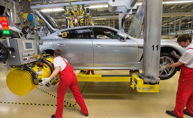 Porsche'nin yapılış süreci fotoğraflandı