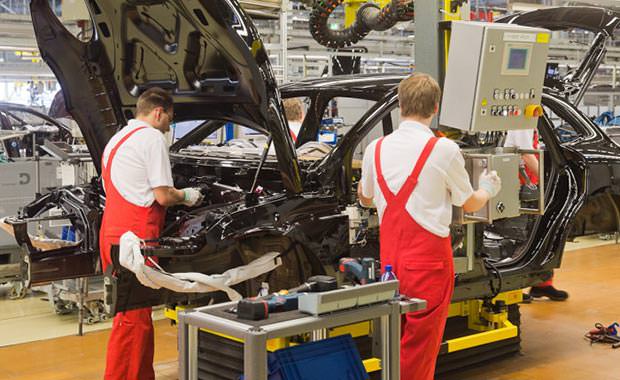 Porsche'nin yapılış süreci fotoğraflandı