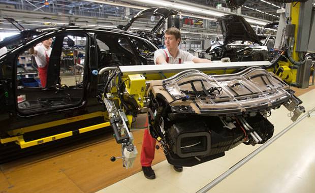 Porsche'nin yapılış süreci fotoğraflandı