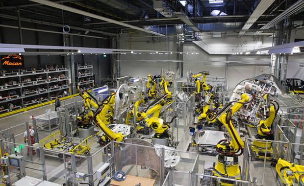 Porsche'nin yapılış süreci fotoğraflandı