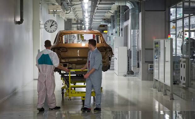 Porsche'nin yapılış süreci fotoğraflandı