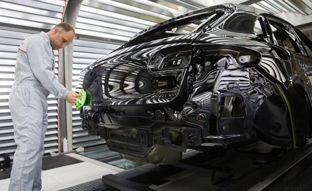 Porsche'nin yapılış süreci fotoğraflandı