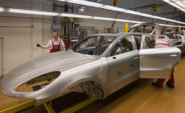 Porsche'nin yapılış süreci fotoğraflandı