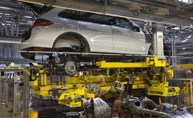 Porsche'nin yapılış süreci fotoğraflandı