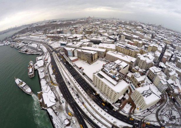 Beyaz İstanbul havadan böyle görüntülendi