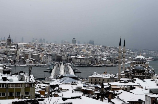 Beyaz İstanbul havadan böyle görüntülendi