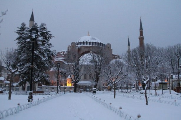 Beyaz İstanbul havadan böyle görüntülendi