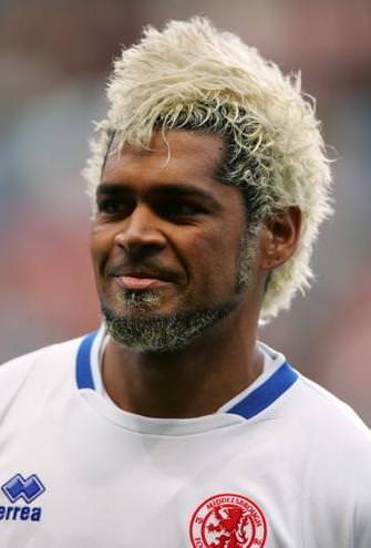 Futbol tarihinin gelmiş geçmiş en kötü saç kesimleri!