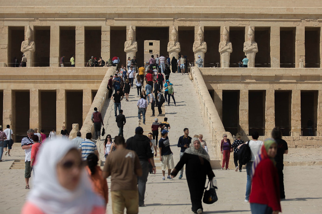 Kadın firavun Hatşepsut'un tapınağı ilgi çekiyor