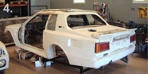 Çöplükten çıkan lüks otomobiller