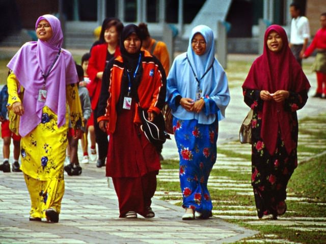 Ülke ülke kadınların ortalama boyları!