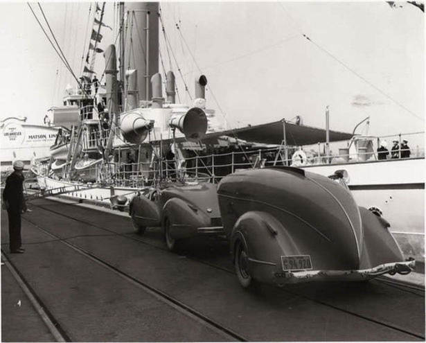 Bir bakan bir daha bakıyor!