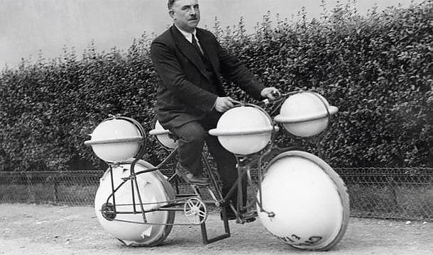 Birbirinden farklı modellerde tasarlanmış bisikletler