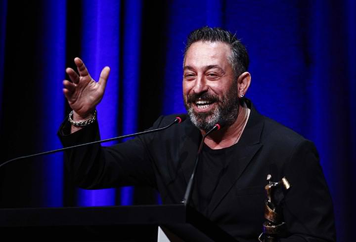 Ünlüler kaç yaşında?