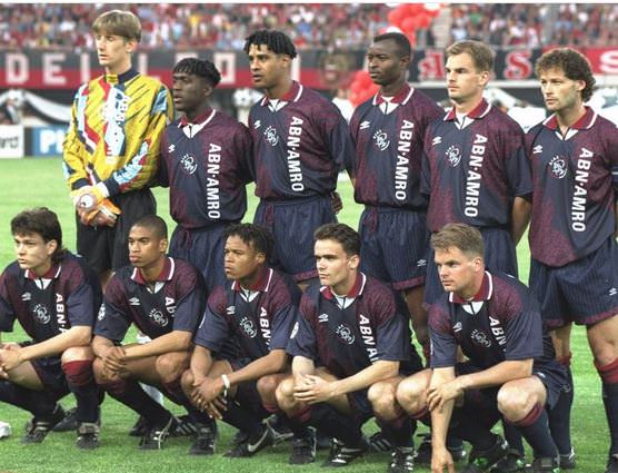 Futbol tarihinin efsane on birleri