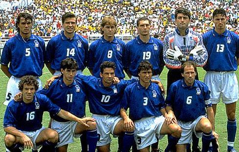 Futbol tarihinin efsane on birleri