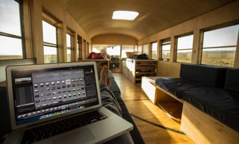 Harika bir eve dönüştürülen okul otobüsü