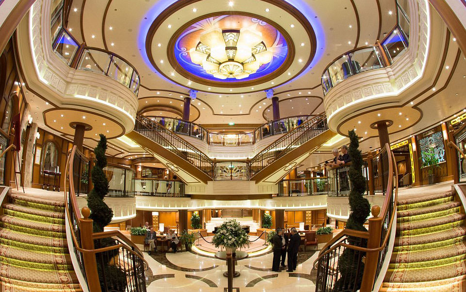 Dev yolcu gemilerine bir de böyle bakın