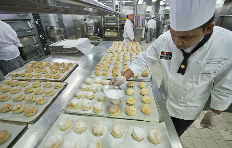 Dev yolcu gemilerine bir de böyle bakın