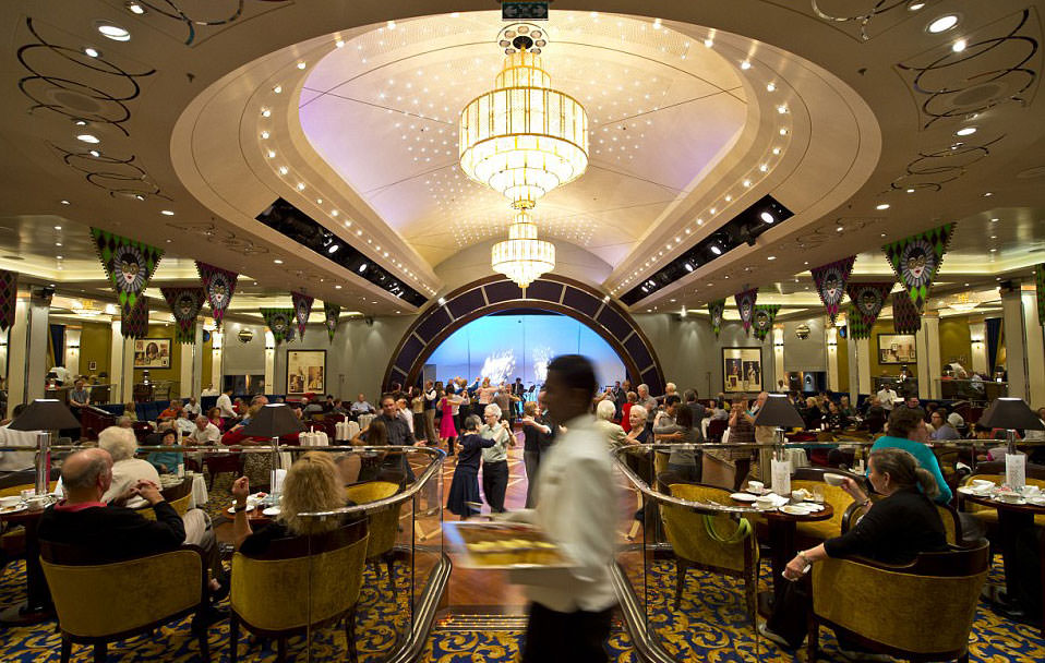 Dev yolcu gemilerine bir de böyle bakın