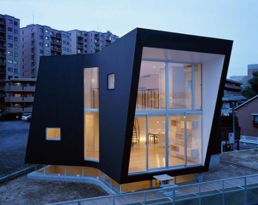 Görenleri şaşırtan mimari yapılar