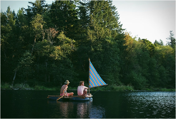 Ağaçların üzerinde büyüleyici yaşam