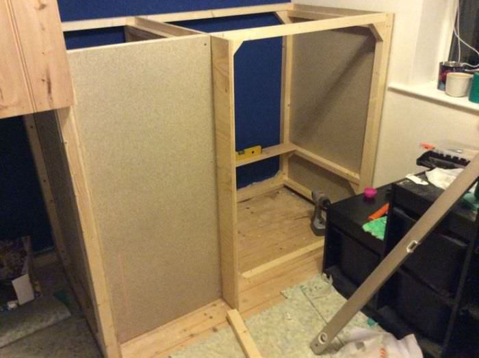 Evde canı sıkılınca