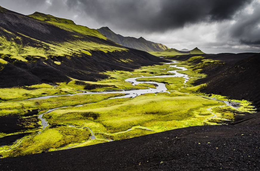 İzlanda'nın beyazı ve yeşili