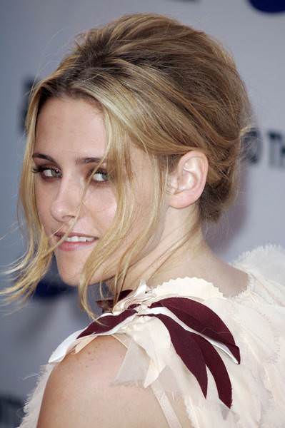 Hollywood aktristleri mi yoksa Bollywood aktristleri mi