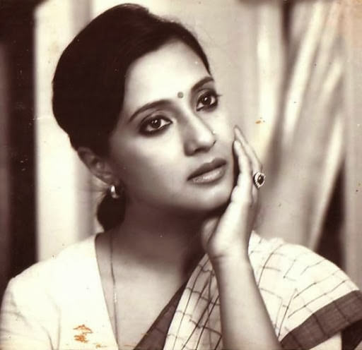 Hollywood aktristleri mi yoksa Bollywood aktristleri mi