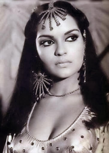 Hollywood aktristleri mi yoksa Bollywood aktristleri mi