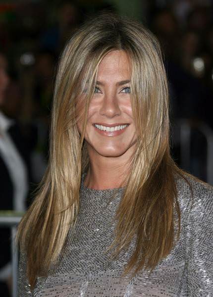 Hollywood aktristleri mi yoksa Bollywood aktristleri mi