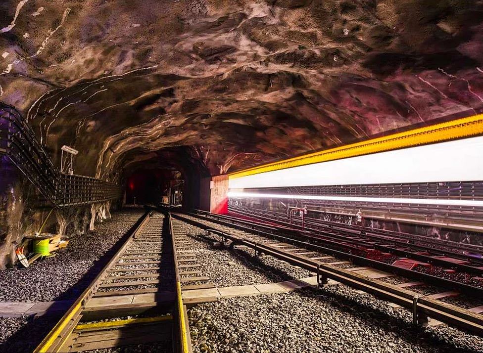 Turistlerin Gizlice Çektiği Muhteşem Fotoğraflar