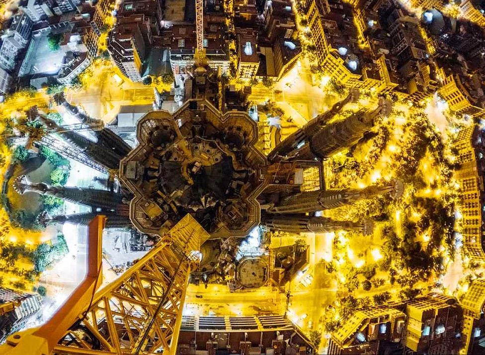 Turistlerin Gizlice Çektiği Muhteşem Fotoğraflar