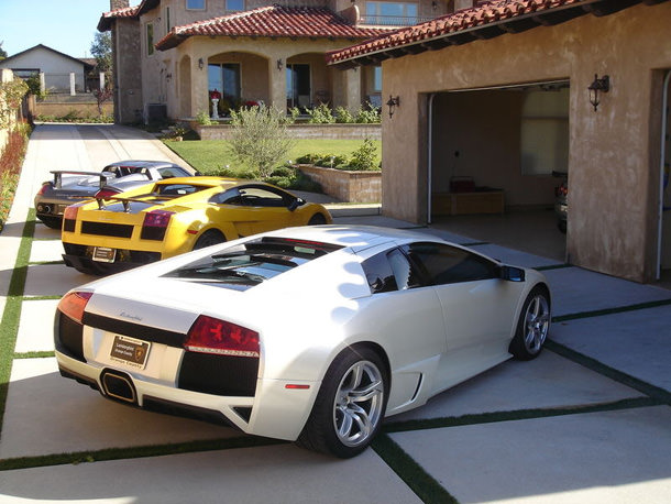 Göz Kamaştırıcı 50 Otomobil Garajı