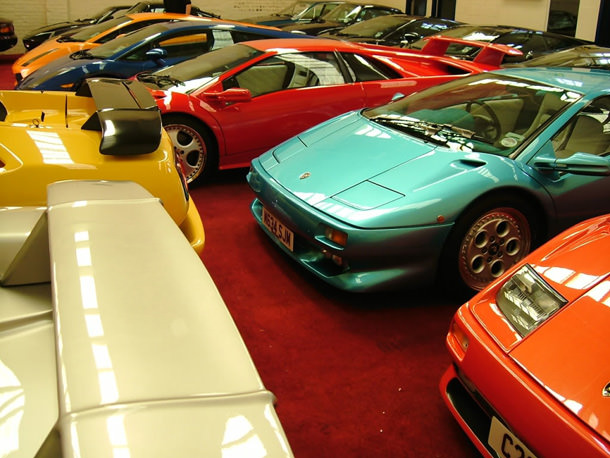 Göz Kamaştırıcı 50 Otomobil Garajı