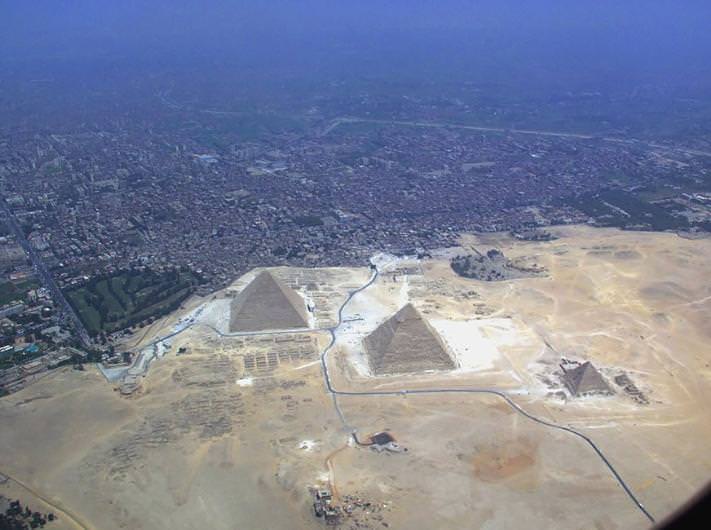 Dünyanın en ünlü yerlerinin çevresi