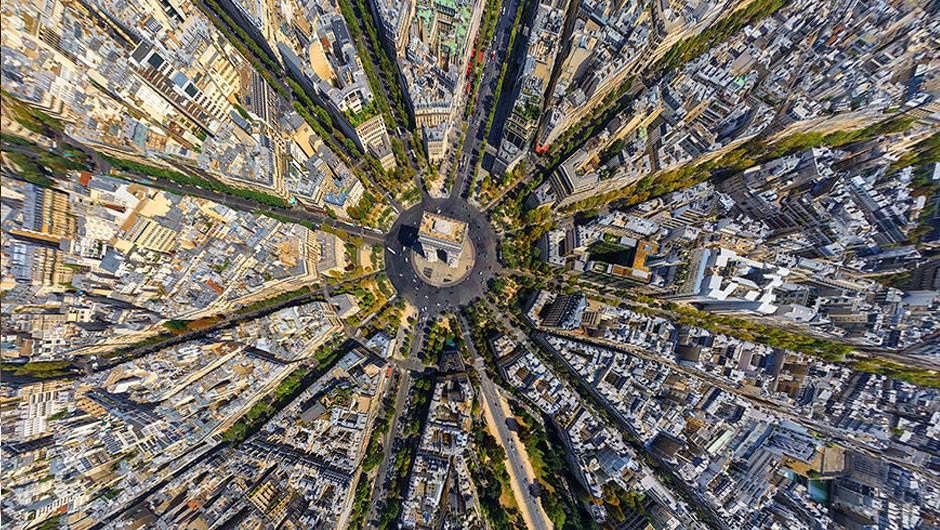 Dünyanın en ünlü yerlerinin çevresi