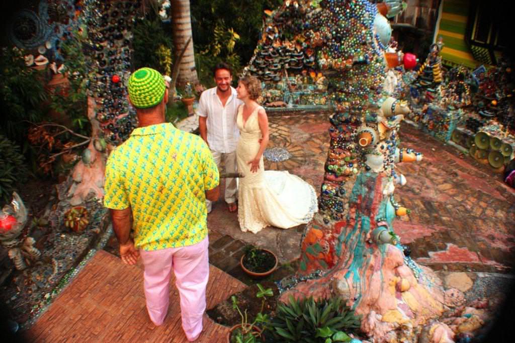 70 Ülkede 70 Düğün Yapan Çift