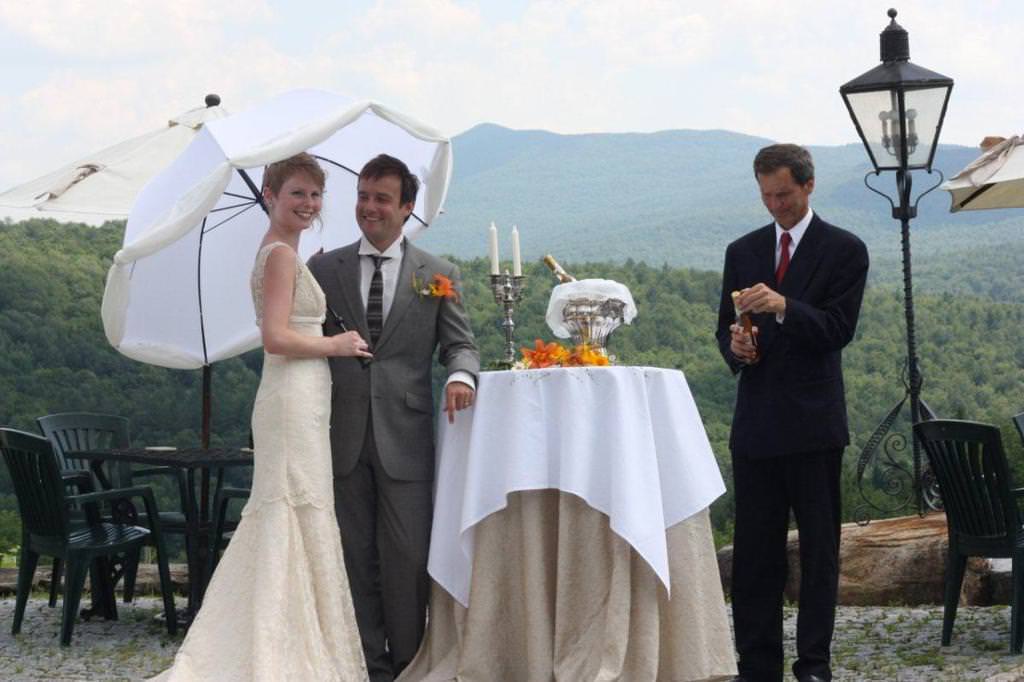 70 Ülkede 70 Düğün Yapan Çift