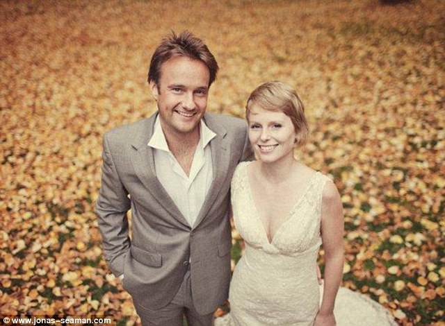 70 Ülkede 70 Düğün Yapan Çift